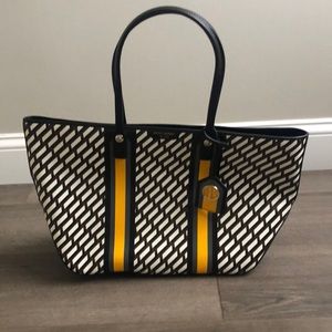 Henri Bendel tote